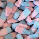 Sachet Bouteilles roses et bleues sans sucres 50g Rebelle